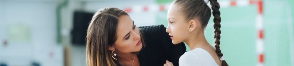 Почему стоит отдать ребенка на акробатику